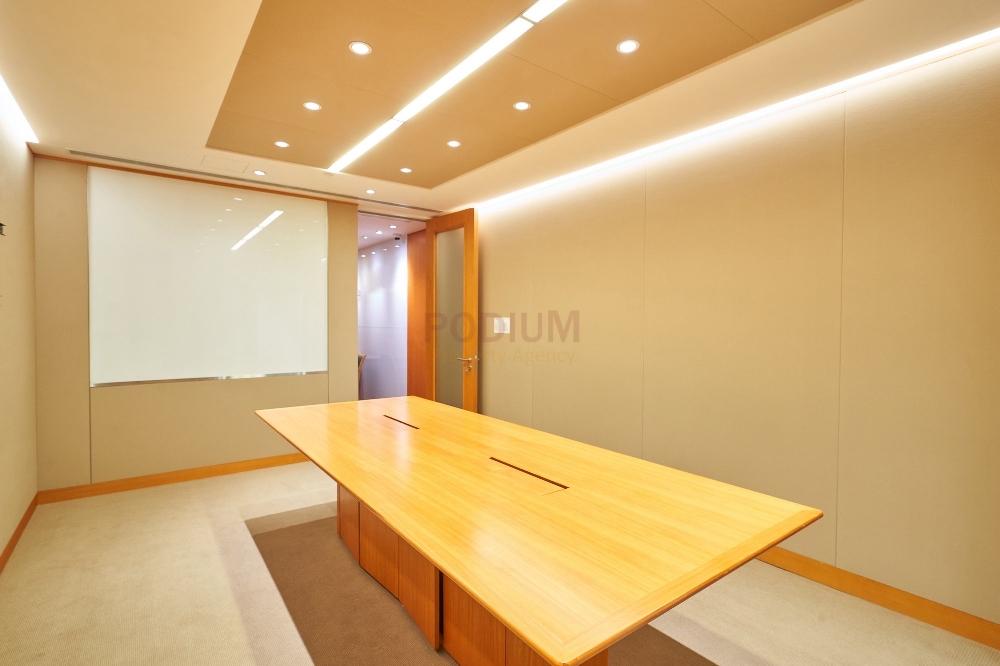 中環歷山大廈                                                     Alexandra House                                              Central