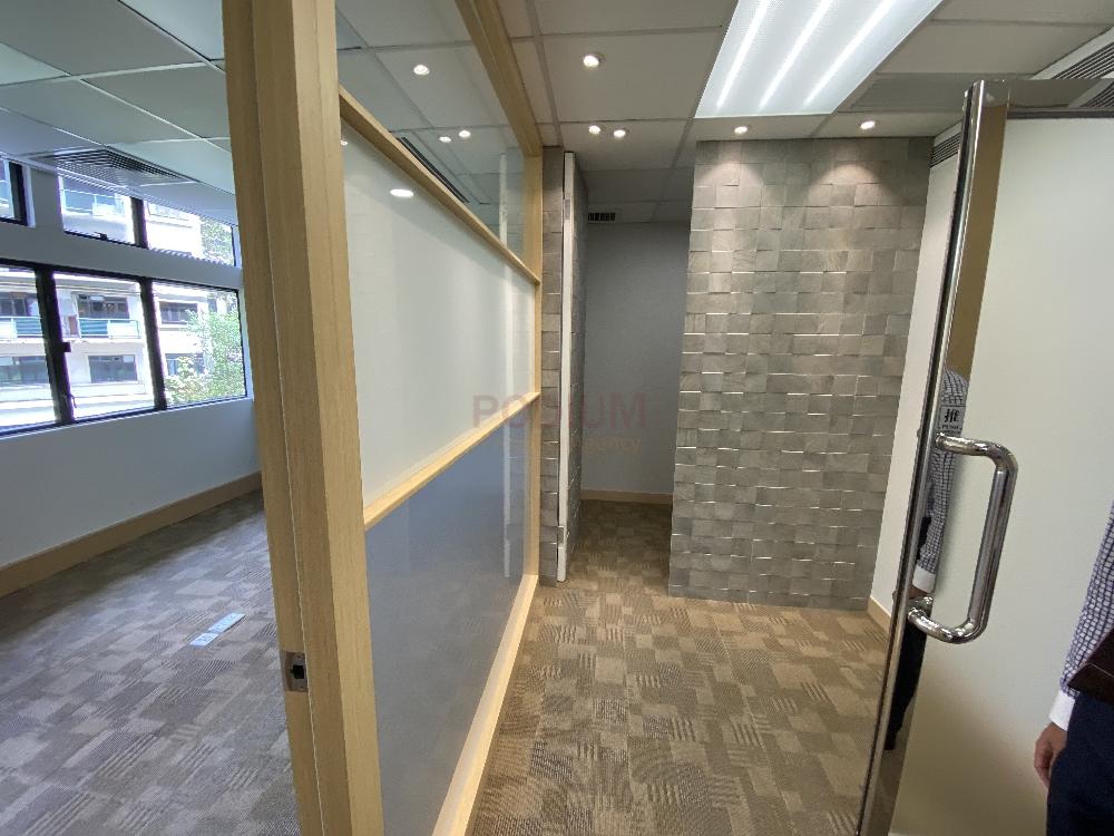 Baskerville House                                            - IMG_6311.jpg                                                                                        