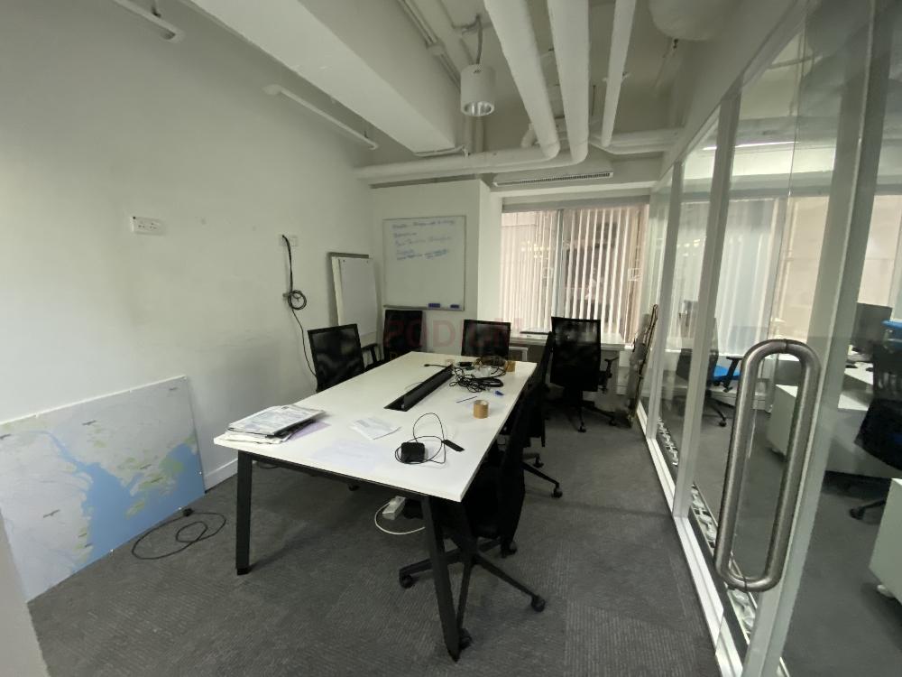 Universal Trade Centre                                       - IMG_5611.jpg                                                                                        