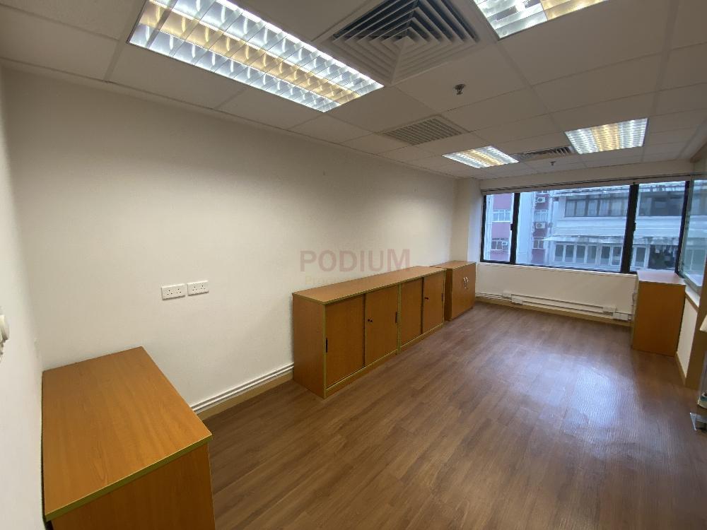 銅鑼灣禮頓中心                                                     Leighton Centre                                              Causeway Bay