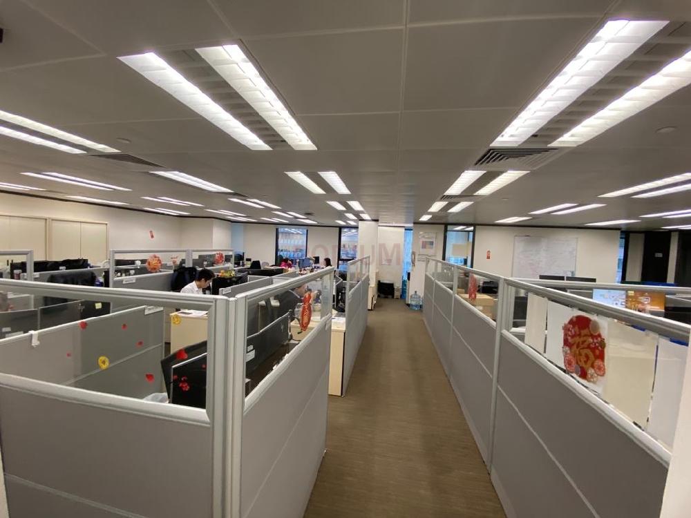 Emperor Group Centre                                         Wan Chai