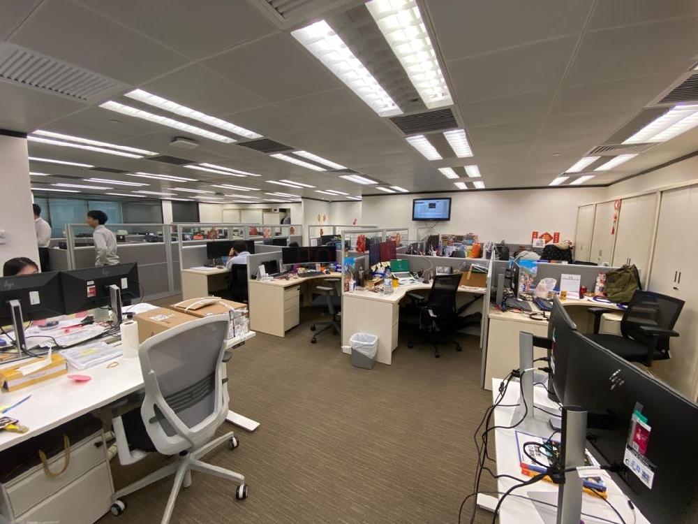 灣仔英皇集團中心                                                 Emperor Group Centre                                         Wan Chai