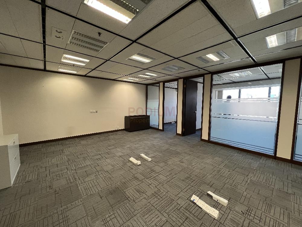 灣仔海港中心                                                     Harbour Centre                                               Wan Chai