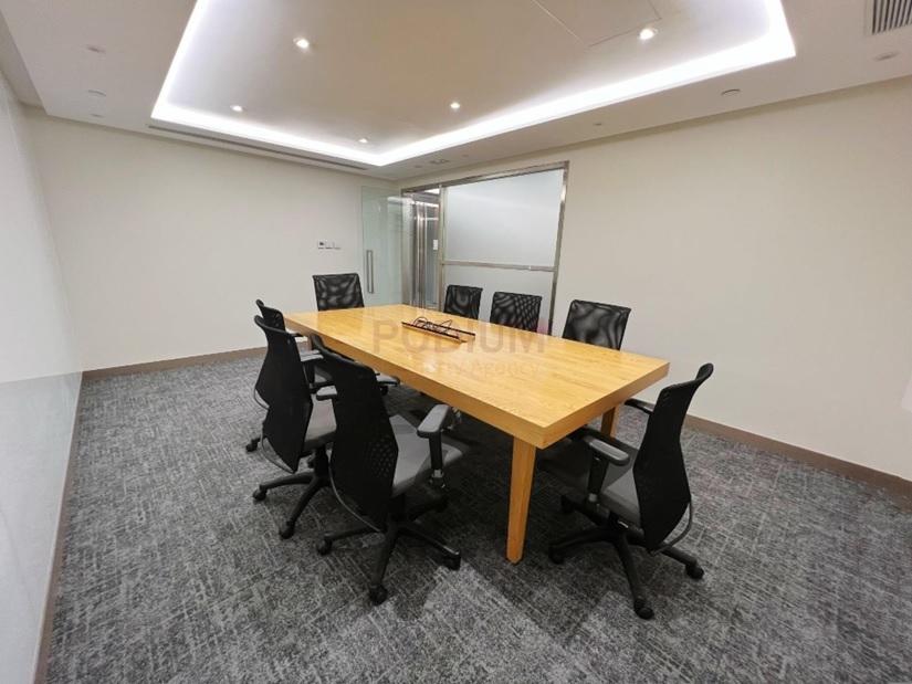 Golden Centre                                                - 5.jpg                                                                                               