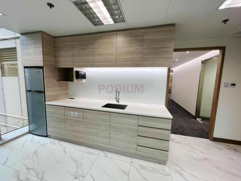 Golden Centre                                                - 10.jpg                                                                                              