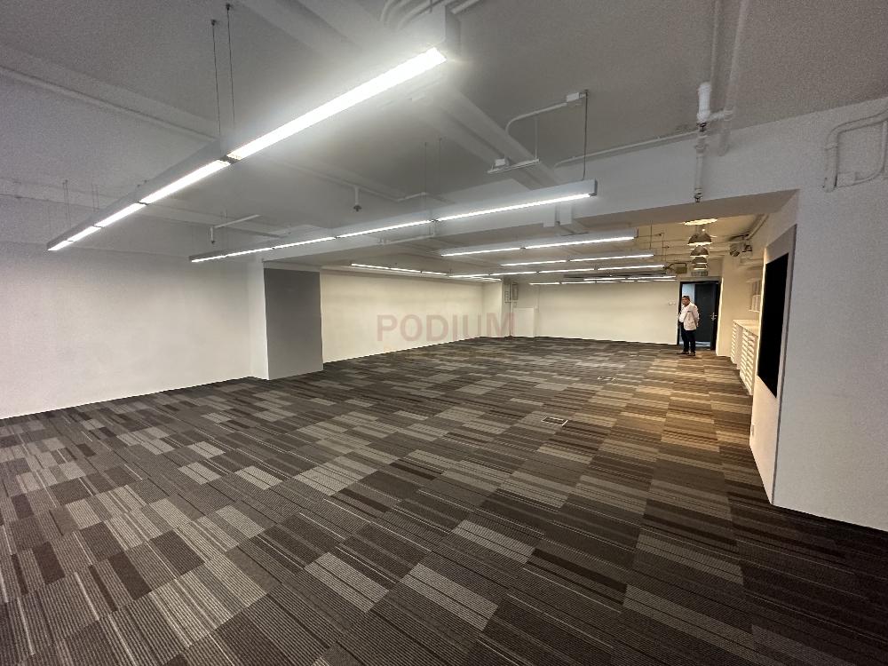 OfficePlus @Sheung Wan - IMG_3232.jpg                                                                                        