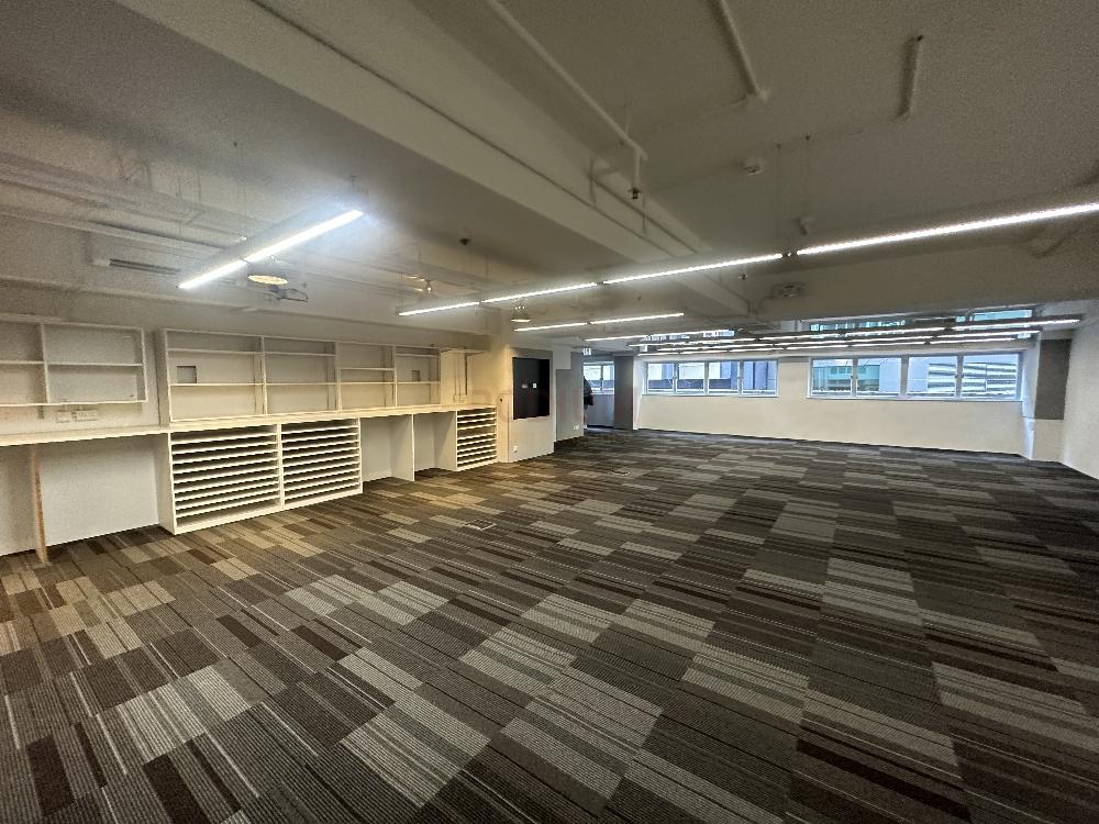 OfficePlus @Sheung Wan - IMG_3234.jpg                                                                                        