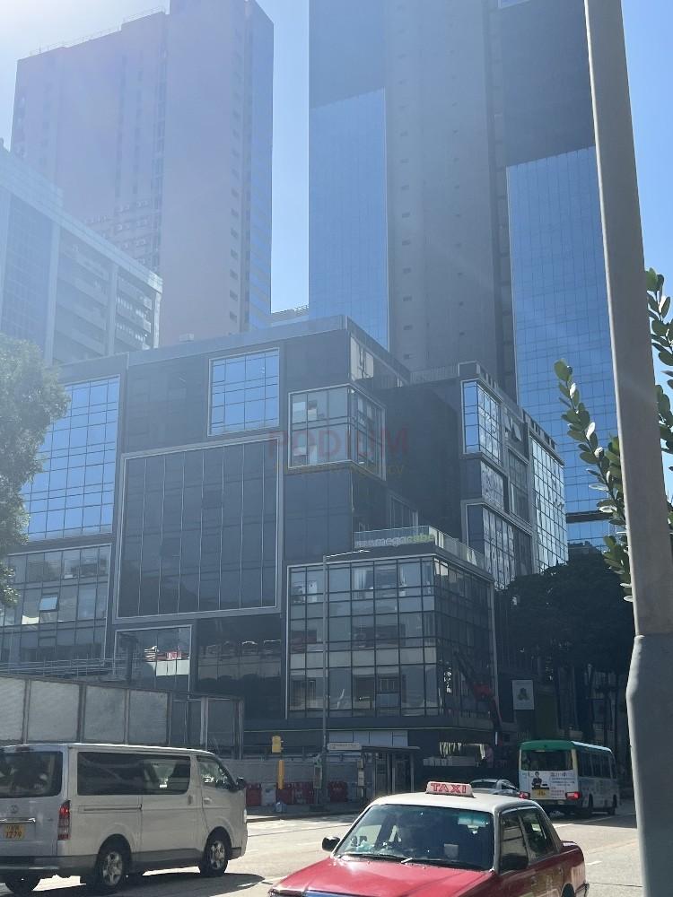 Mega Cube                                                    - Mega Cube - Photo2.jpg                                                                              
