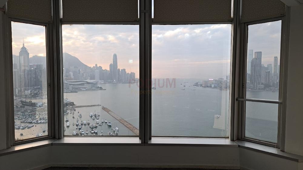 北角萬國寶通中心                                                 Citicorp Centre                                              North Point