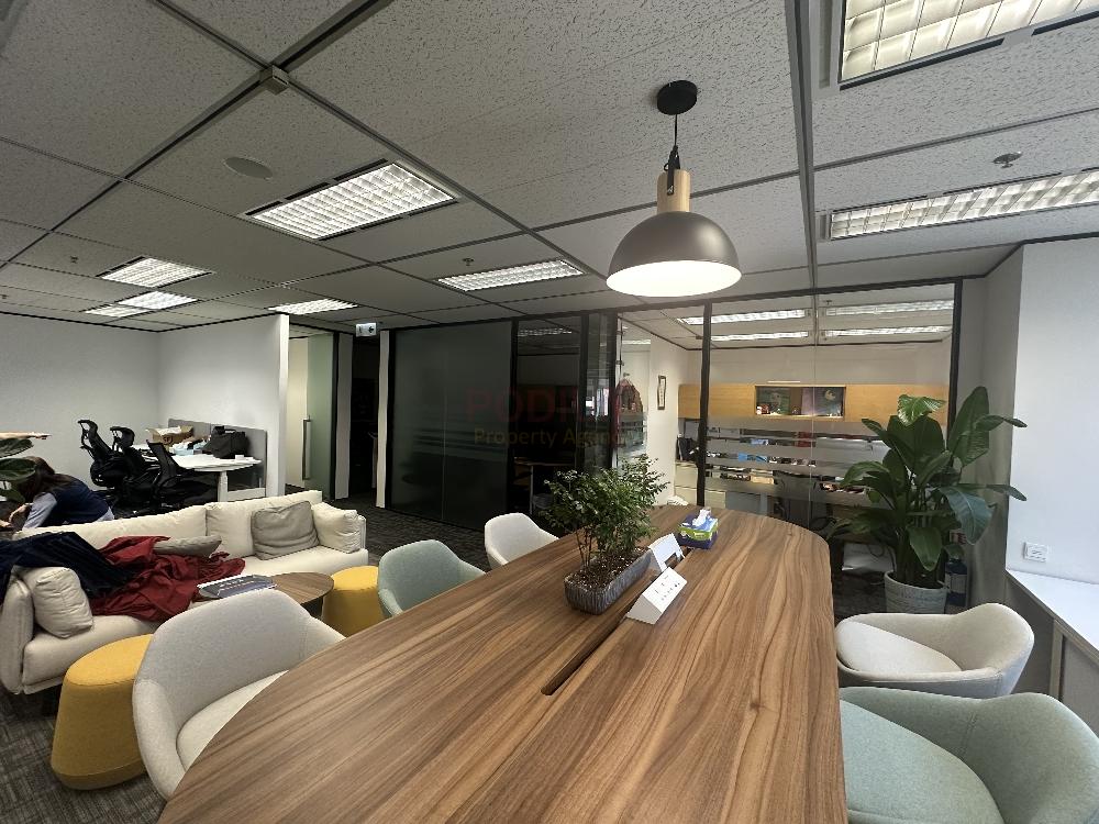 中環歷山大廈                                                     Alexandra House                                              Central