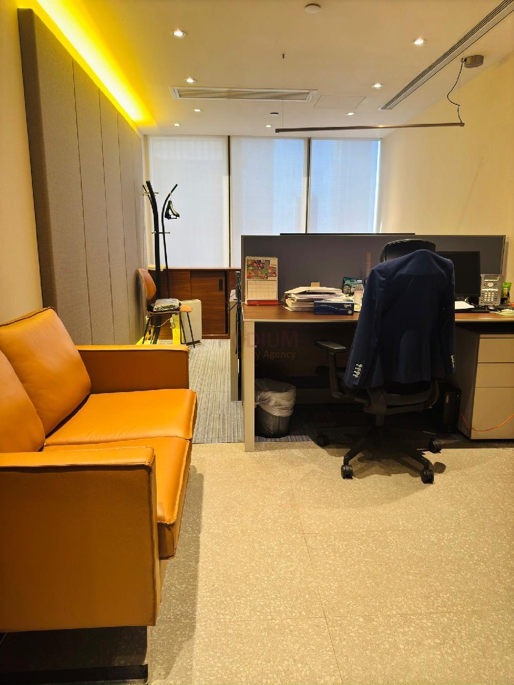 Admiralty Centre Tower 1 - Interior 12.JPG                                                                                     