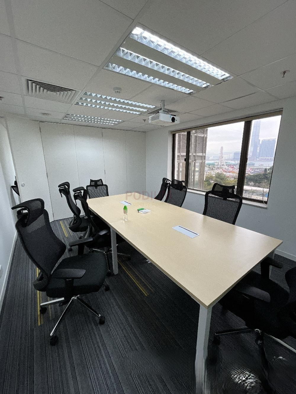 Bank of America Tower                                        - Office Interior 1.JPG                                                                               