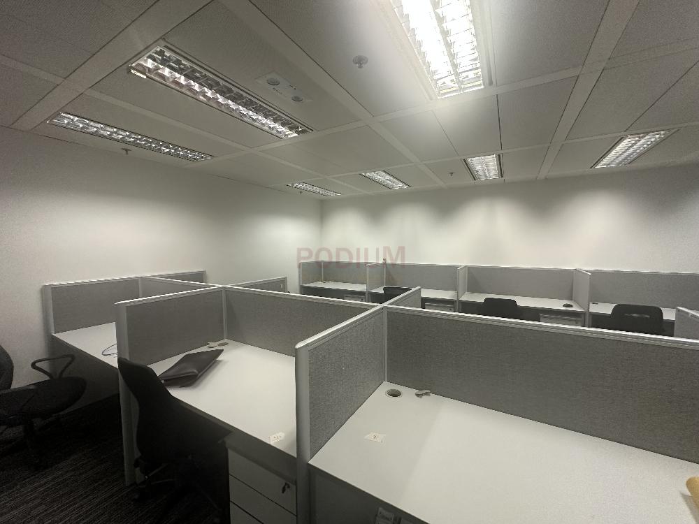 Cosco Tower - Grand Millennium Plaza  - Office Interior 3.jpg                                                                               