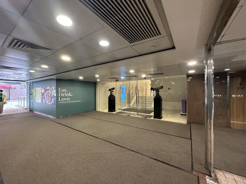 China Hong Kong City Tower 1 - China Hong Kong City Tower 1 _ Entrance.jpg                                                         