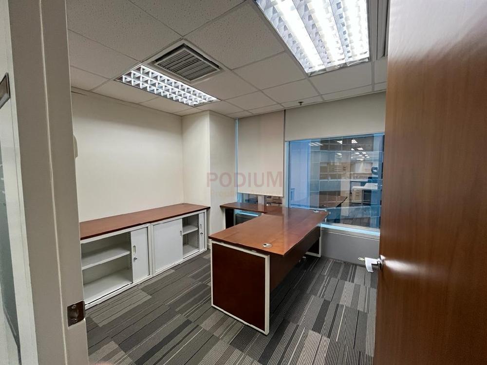 308 Des Veoux Road Central (ex-FWD Fin. Ctr) - 4.jpeg                                                                                              
