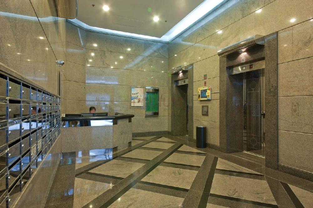 Fullerton Centre                                             - Fullerton Centre - lobby2.jpg                                                                       
