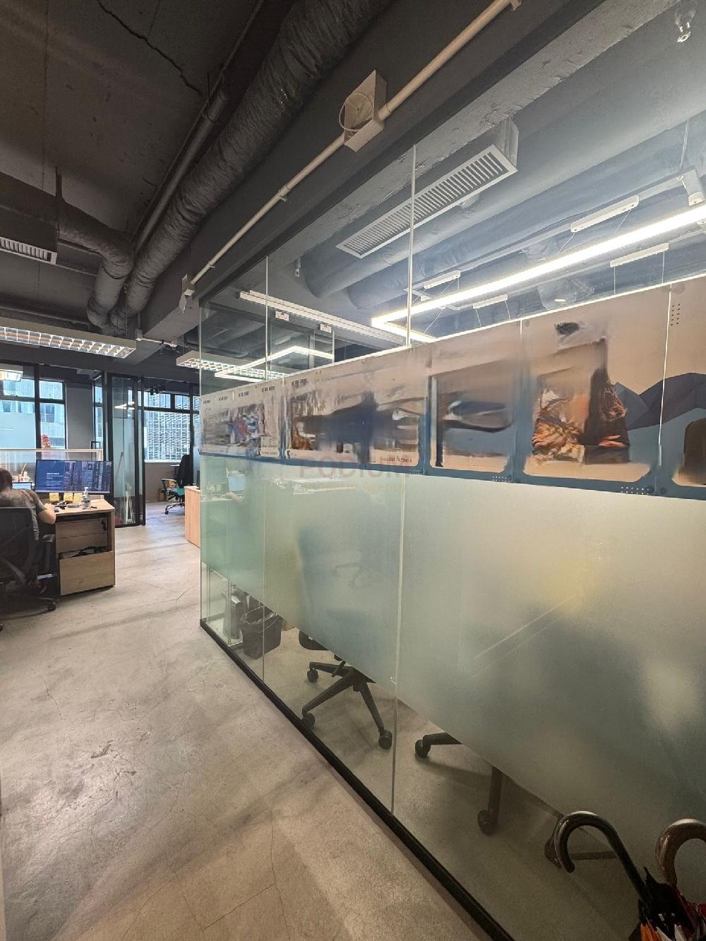 Wu Chung House                                               - Office Interior 5.JPG                                                                               