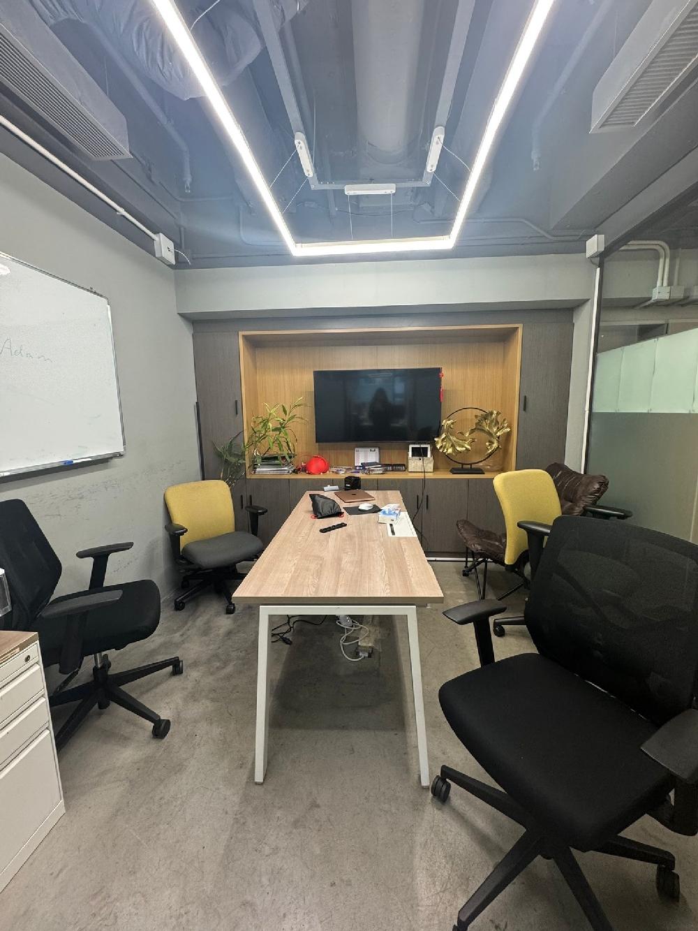 Wu Chung House                                               - Office Interior 6.JPG                                                                               