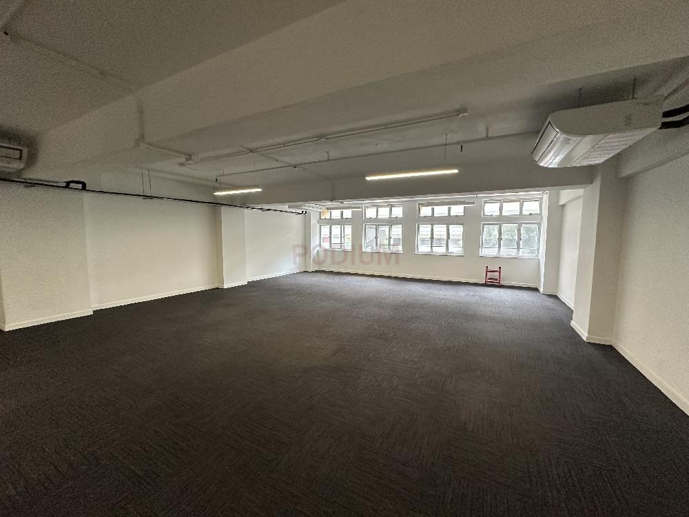 Dawning House Sheung Wan - Office Interior 1.jpg                                                                               