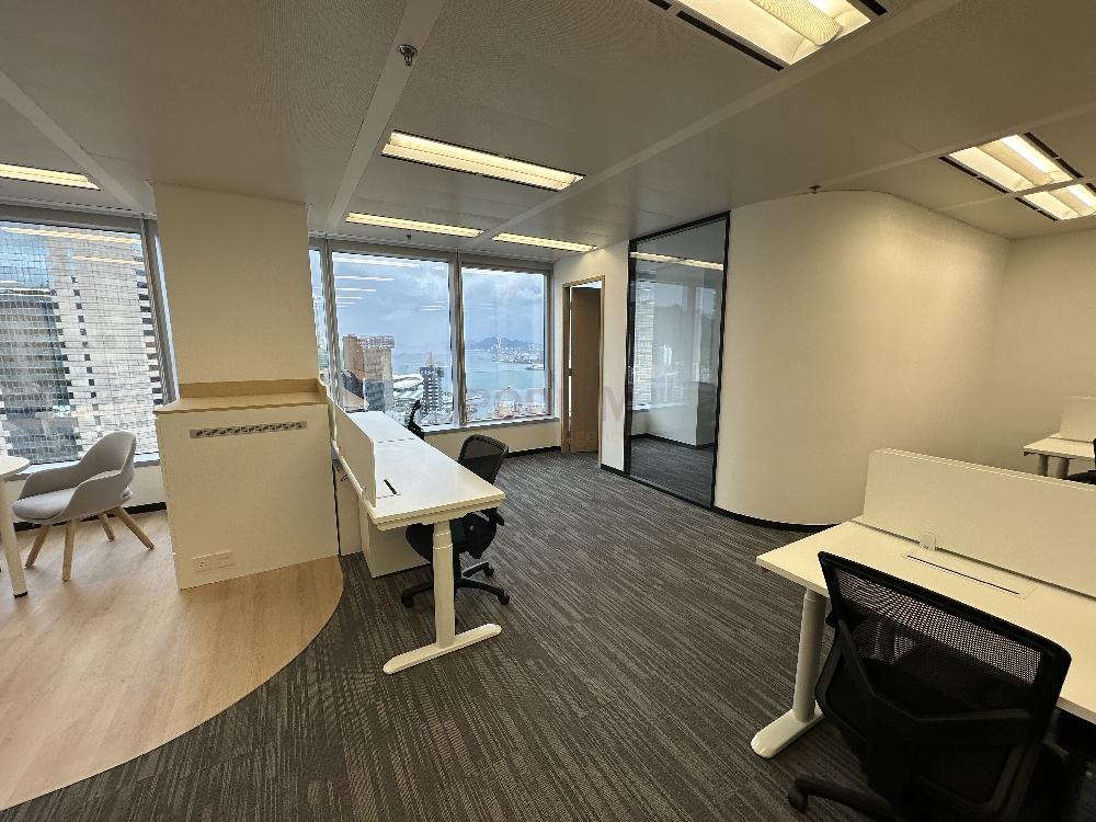 Lee Garden One - Office Interior 6.jpg                                                                               