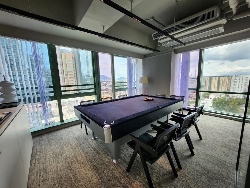 West Gate Tower                                              - Office Interior 8.jpg                                                                               