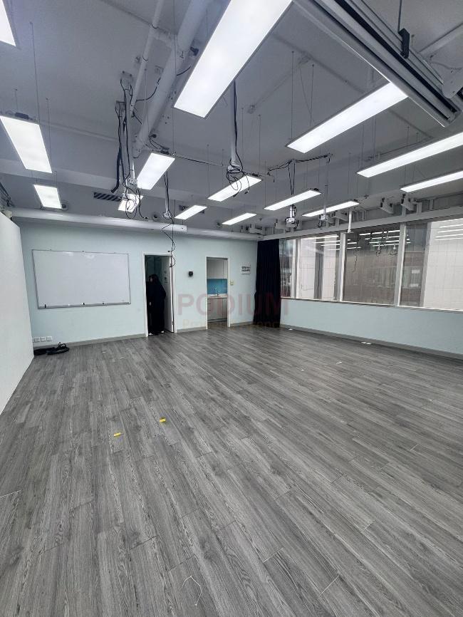 Delta House                                                  - Office Interior 2.jpg                                                                               