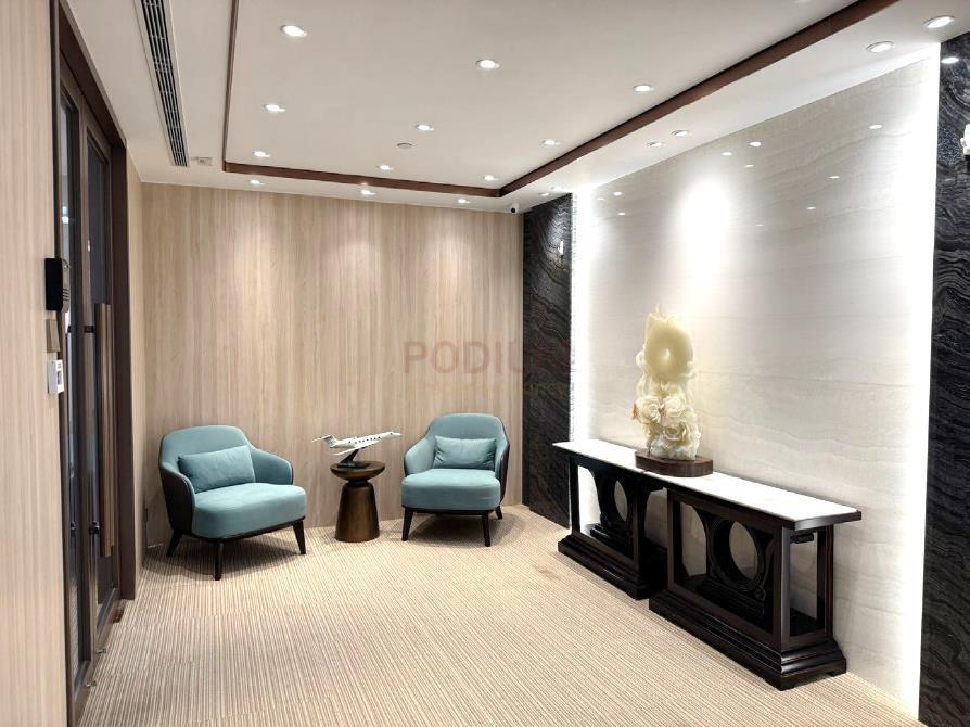 Times Square Tower One - Office Interior 1.jpg                                                                               