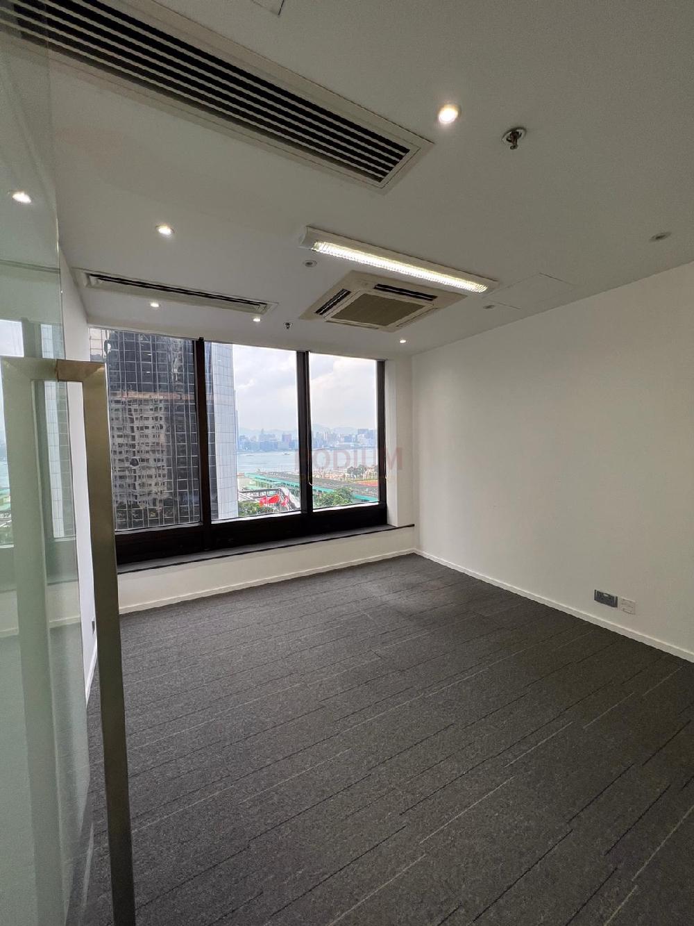 Capital Centre - Office Interior 11.JPG                                                                              