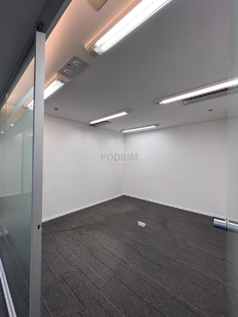 Capital Centre - Office Interior 12.JPG                                                                              