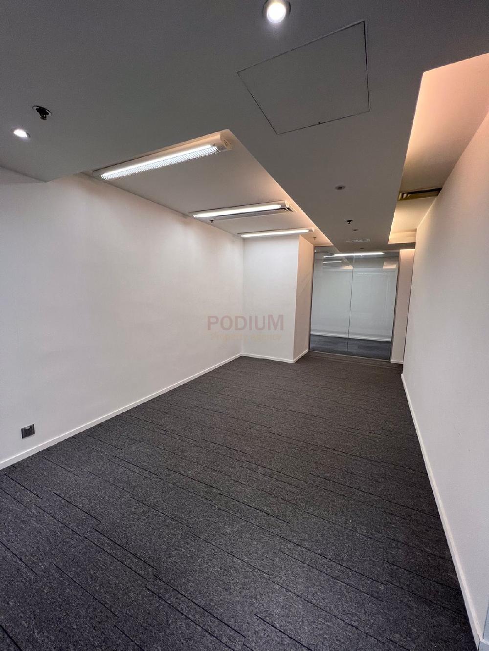 Capital Centre - Office Interior 16.JPG                                                                              
