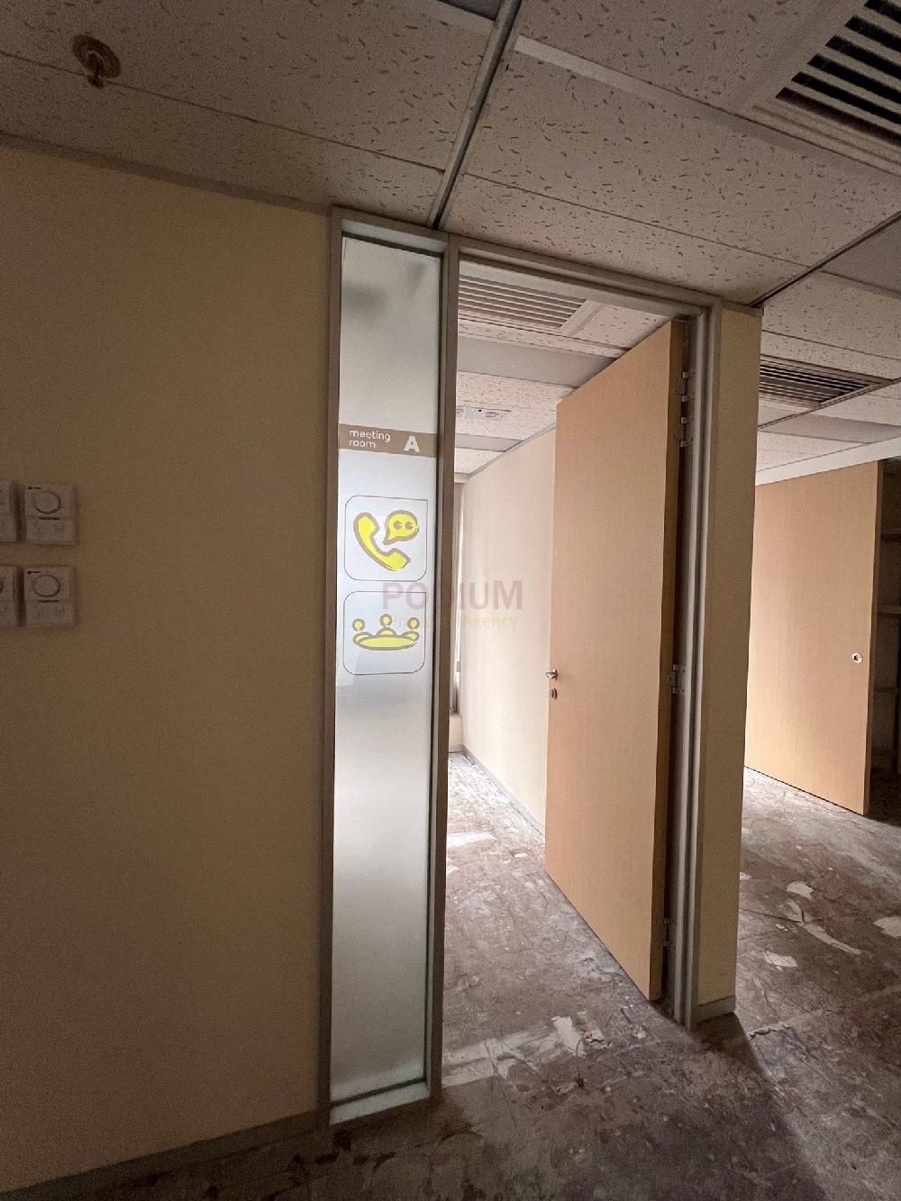 Capital Centre - Office Interior 15.jpg                                                                              