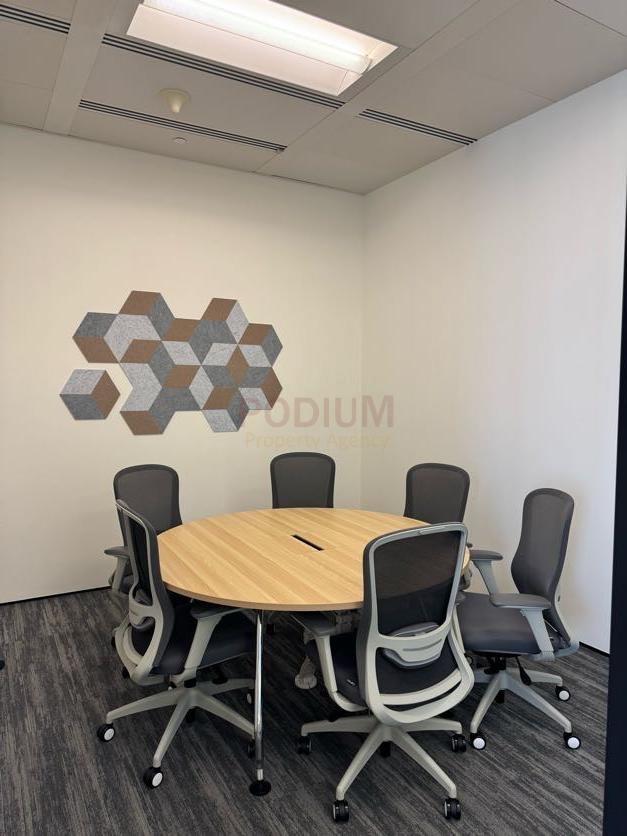 Hysan Place                                                  - Office Interior 4.JPG                                                                               