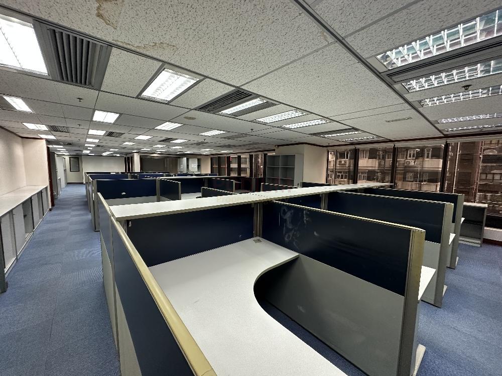 Capital Centre Wan Chai - Office Interior 1.jpg                                                                               