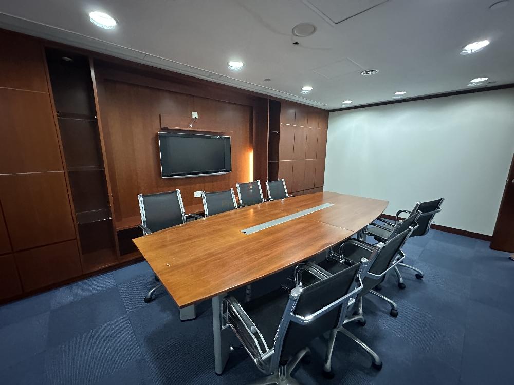 Capital Centre - Office Interior 6.jpg                                                                               