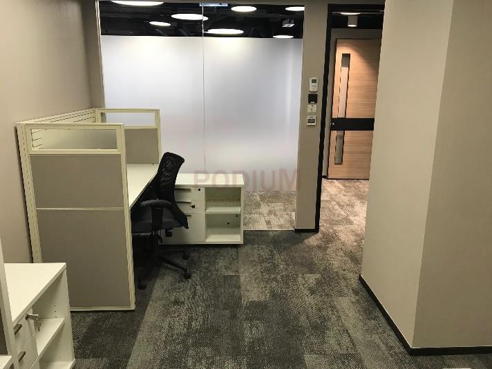 Island Place                                                 - Office Interior 1.jpg                                                                               