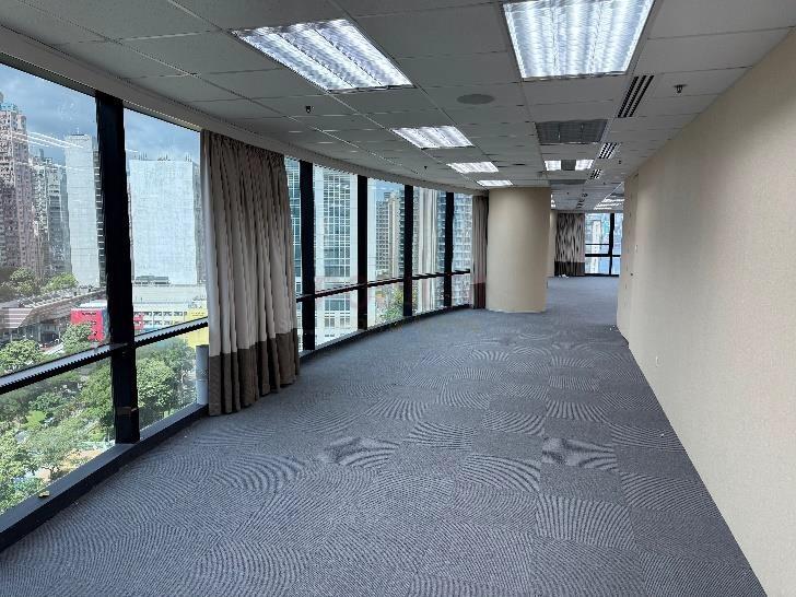 K. Wah Centre                                                North Point - Office Interior 1.jpg                                                                               