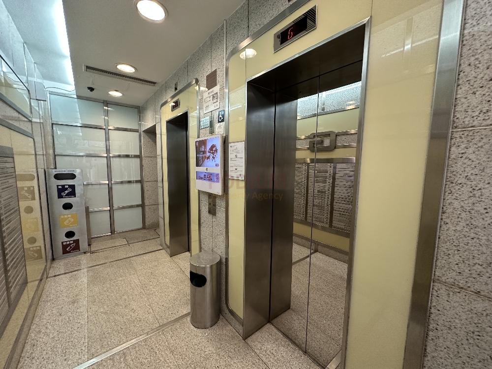 235 Wing Lok Street Trade Centre                             - 235 Wing Lok Street Trade Centre_Lobby 1.jpg                                                        