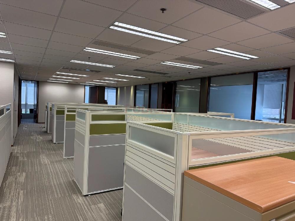 China Minmetals Tower                                        - Office Interior 1.jpg                                                                               