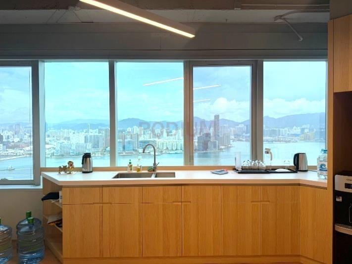 AIA Tower                                                    - Office Interior 2.jpg                                                                               