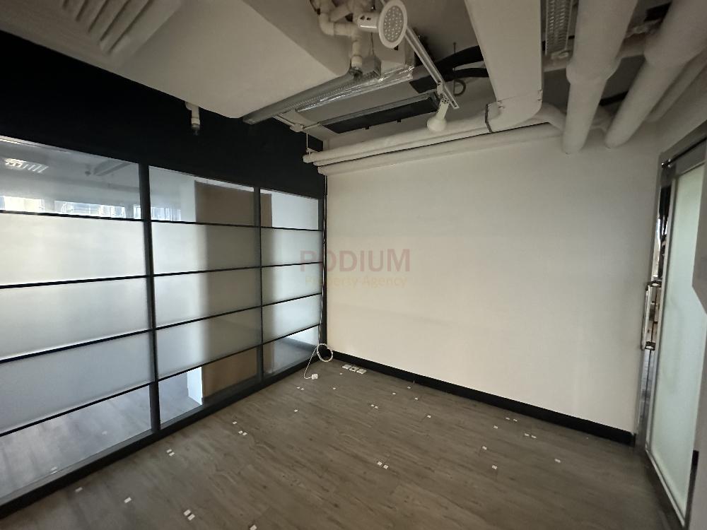 Eton Building                                                - Office Interior 3.jpg                                                                               