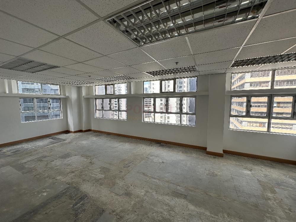 Kai Tak Commercial Building                                  - Office Interior 2.jpg                                                                               