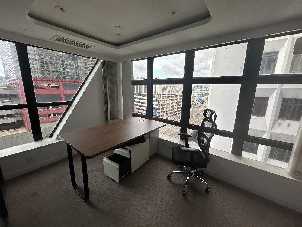 Yue Thai Commercial Building                                 - Office Interior 3.jpg                                                                               