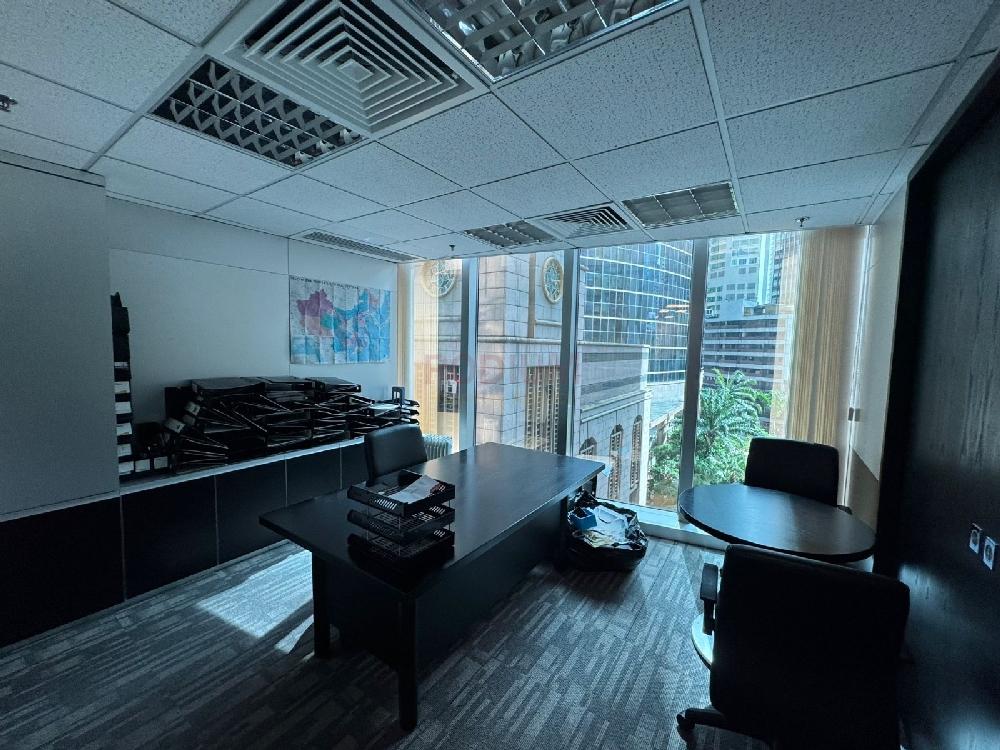 Golden Centre                                                - Office interior 2.JPG                                                                               