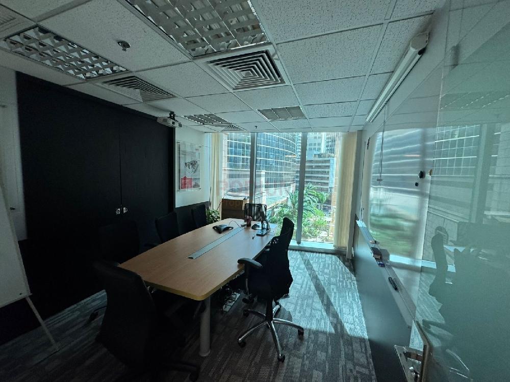 Golden Centre                                                - Office interior 3.JPG                                                                               