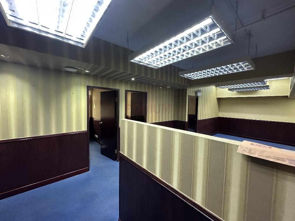 Dominion Centre                                              - Office Interior 3.jpg                                                                               