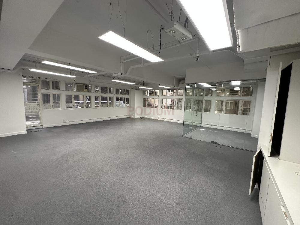 Dominion Centre                                              Wan Chai - Office Interior 1.jpg                                                                               