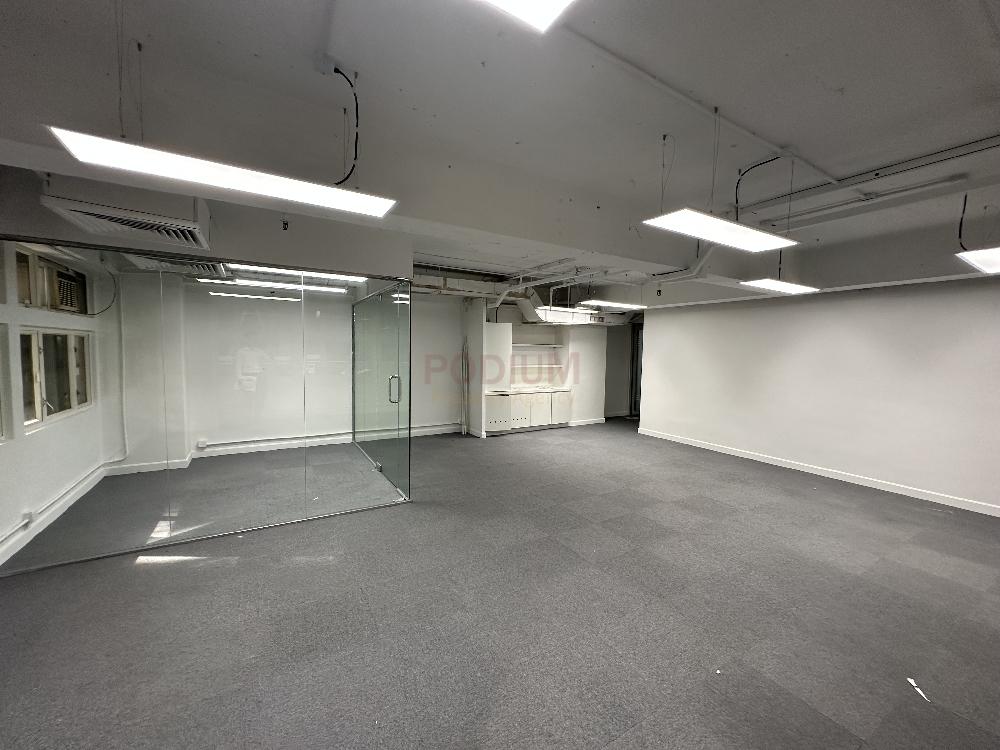 Dominion Centre                                              - Office Interior 3.jpg                                                                               