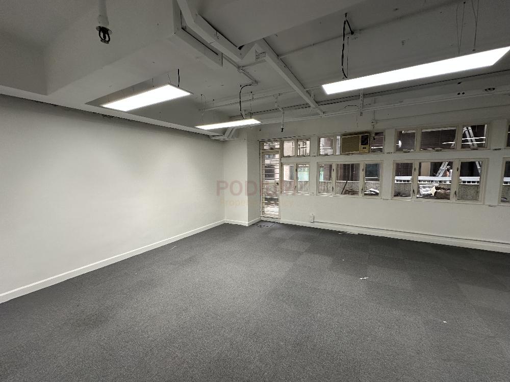 Dominion Centre                                              - Office Interior 4.jpg                                                                               