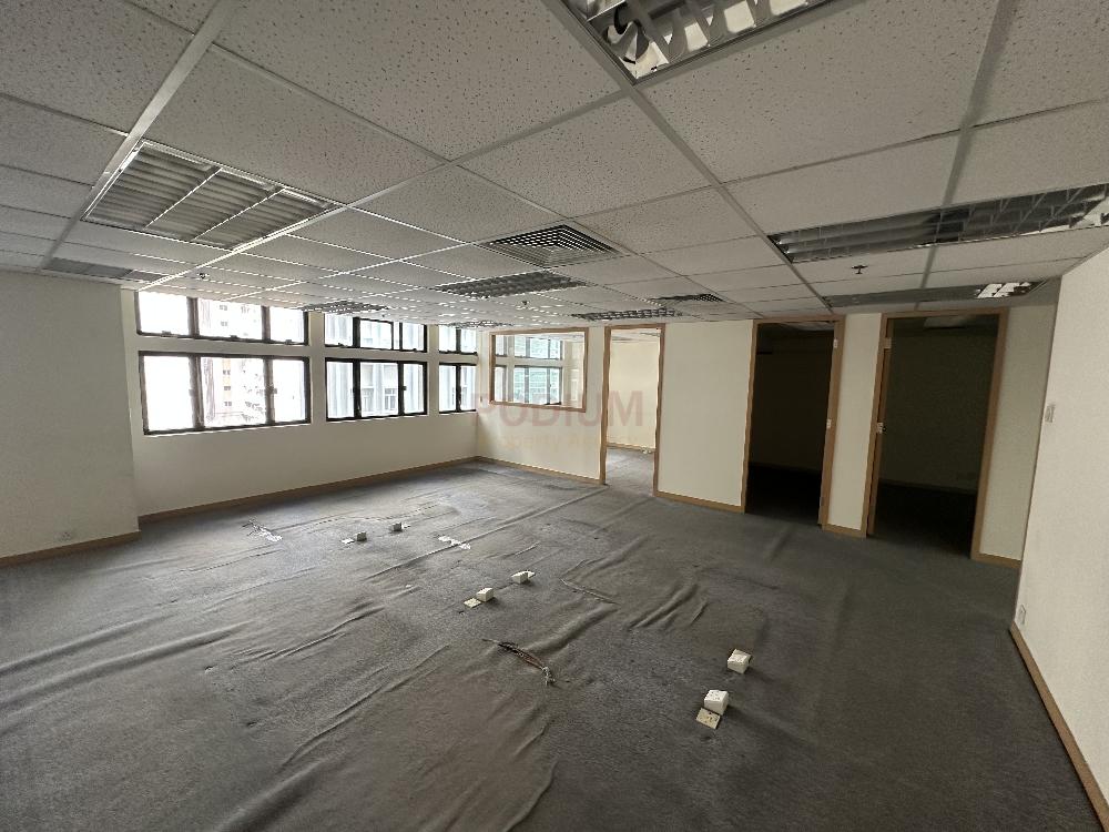 Dominion Centre                                              - Office Interior 2.jpg                                                                               