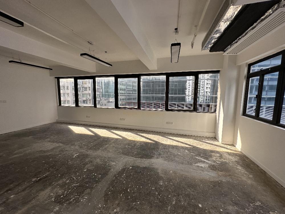 Queen's Centre                                               - Office Interior 2.jpg                                                                               